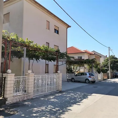 Apartment In Kastel Novi With Terrace, Air Conditioning, W-lan, Washing Machine 5104-1 *